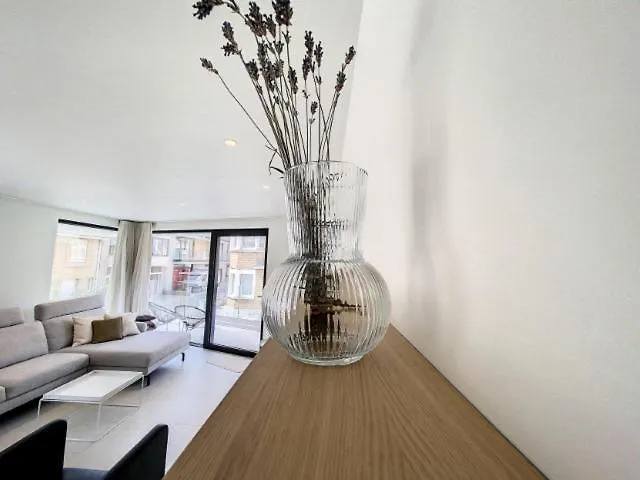 'asterias' Apartment De Panne