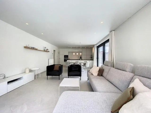 'asterias' * De Panne